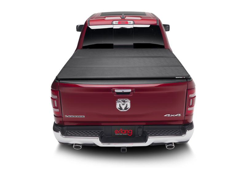Extang 19-20 Dodge Ram (6 ft 4 in) with multifunction (split) tailgate Solid Fold 2.0
