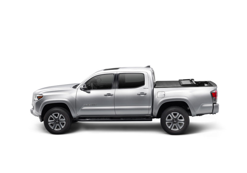 Extang 2022 Toyota Tundra (5ft 6in) works with rail system Trifecta 2.0
