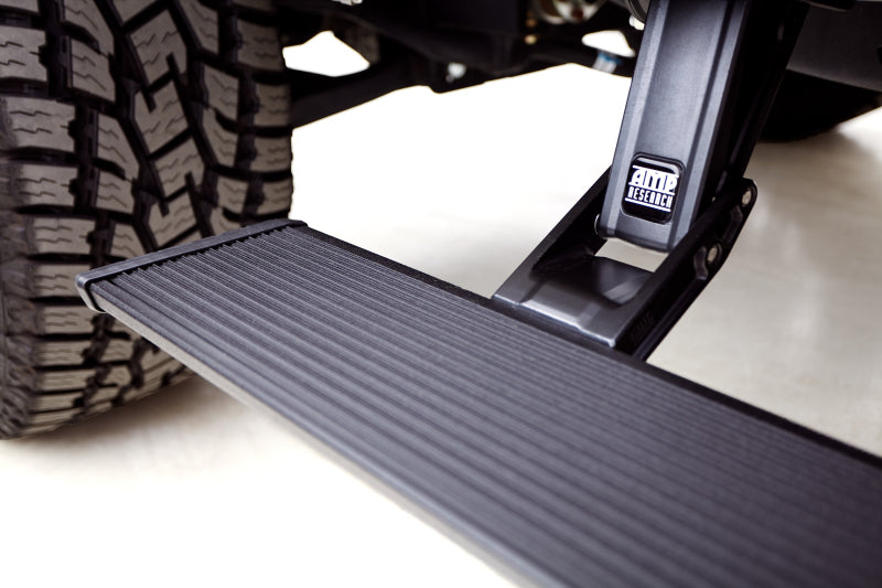 AMP Research 20-23 Jeep Gladiator (Launch/Overlnd/Rubicon/Sport/Sport S) PowerStep Xtreme - Black