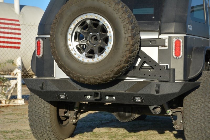 DV8 Offroad RS-10/RS-11 TC-6 Tire Carrier